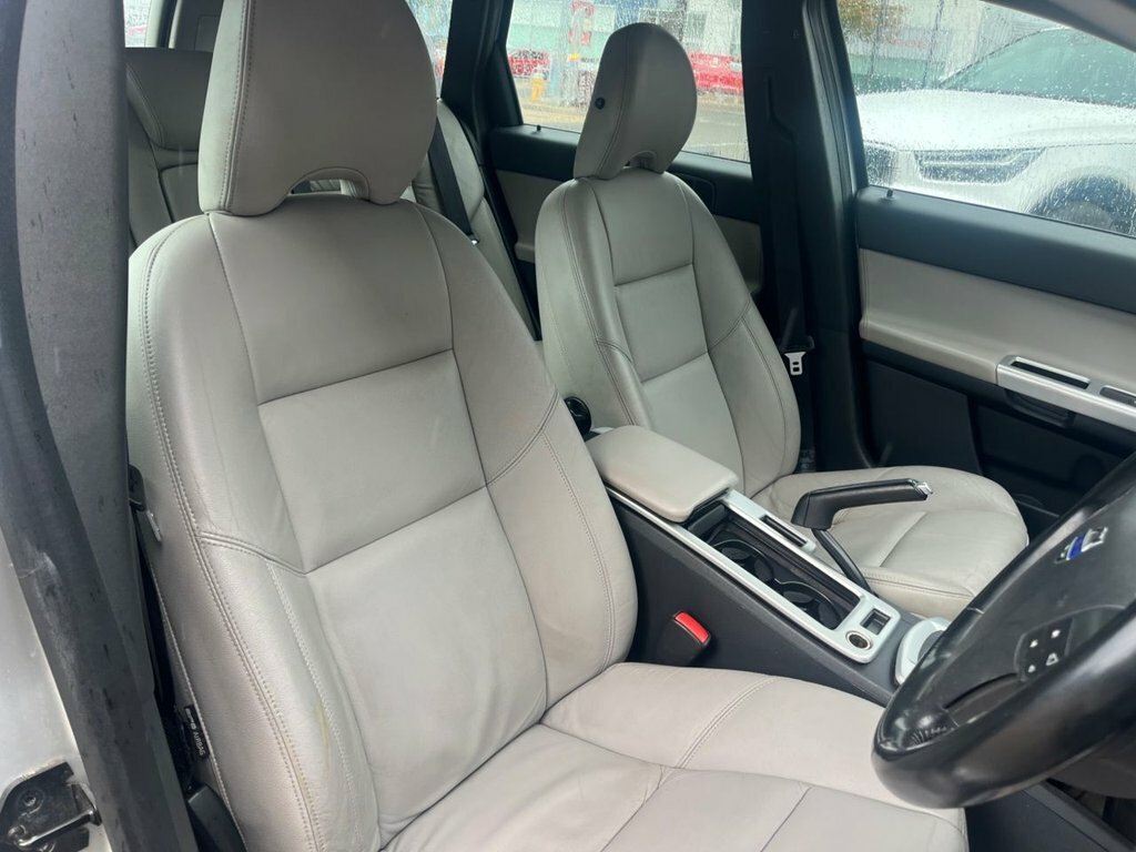 Volvo V50 1.6L Se Lux Silver #3