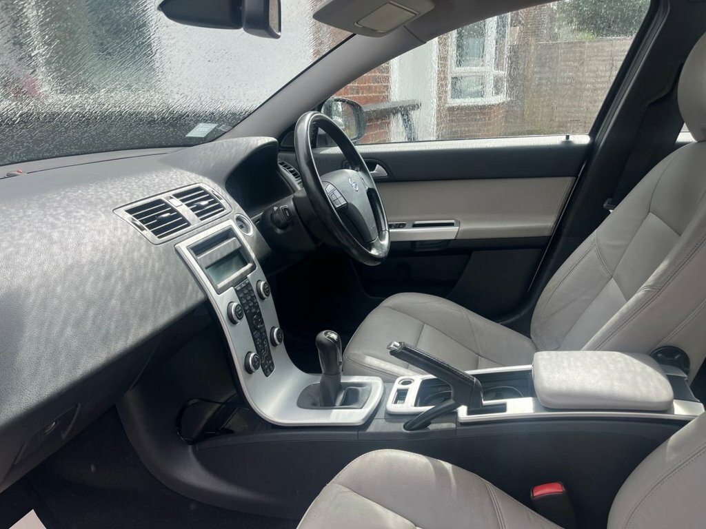 Volvo V50 2.0D Se Powershift Estate - 75239 Miles F Red #8