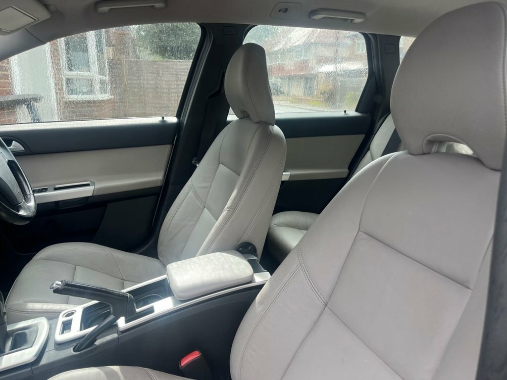 Volvo V50 1.6L Se Lux Silver #6