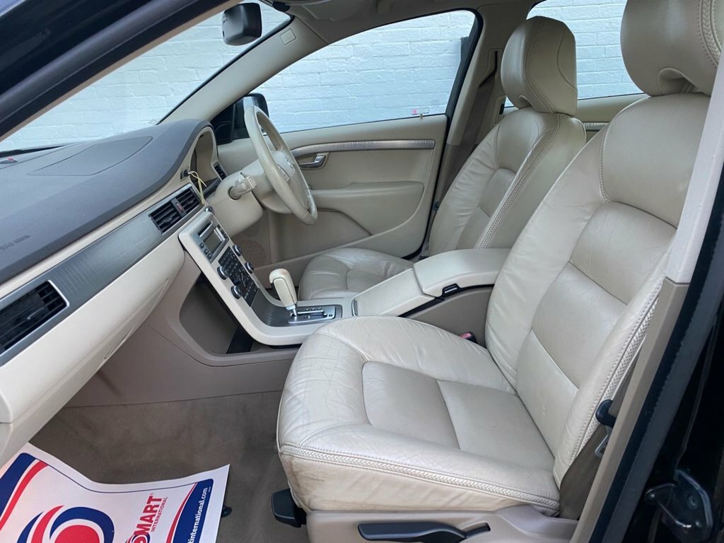 Volvo XC70 2.4 D5 Se Geartronic Awd Euro 4 Silver #15