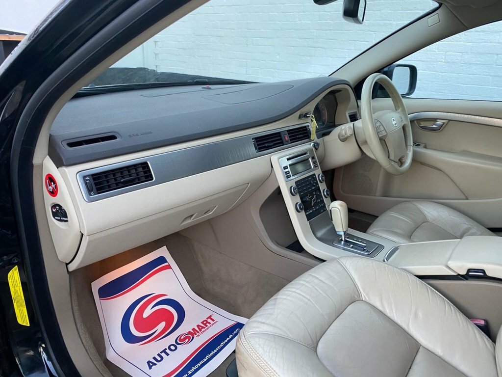 Volvo XC70 2.4 D5 Se Geartronic Awd Euro 4 Silver #17