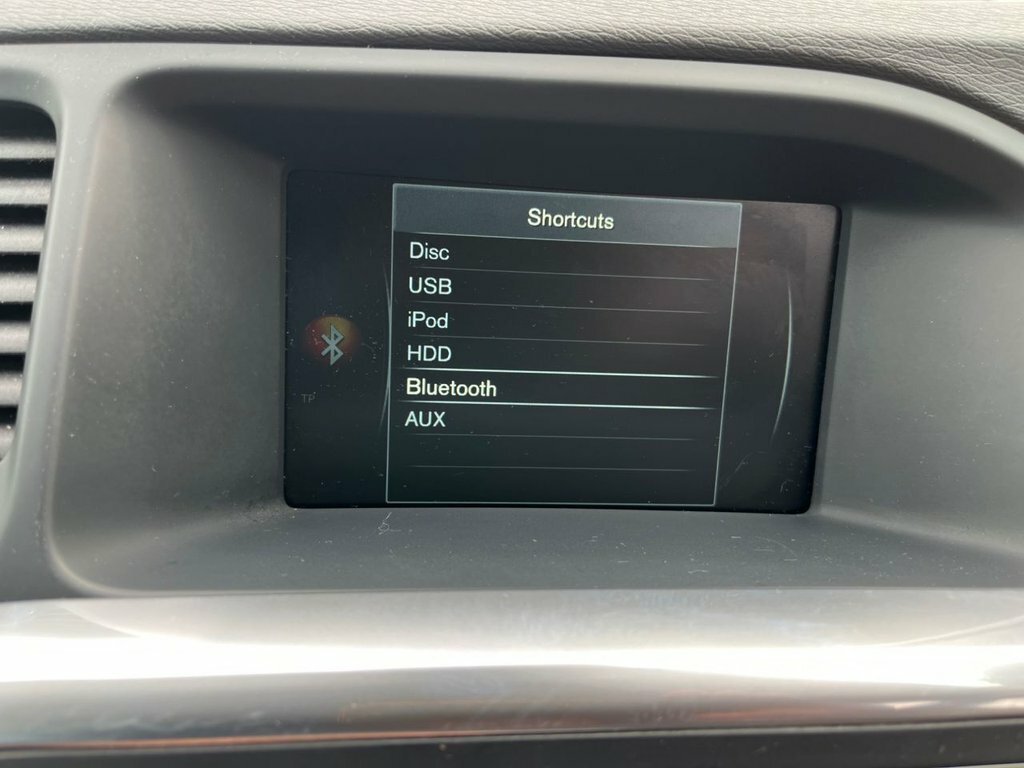 Volvo V60 Cross Country D4 190 Cross Country Lux Nav Awd Geartronic Gold #29