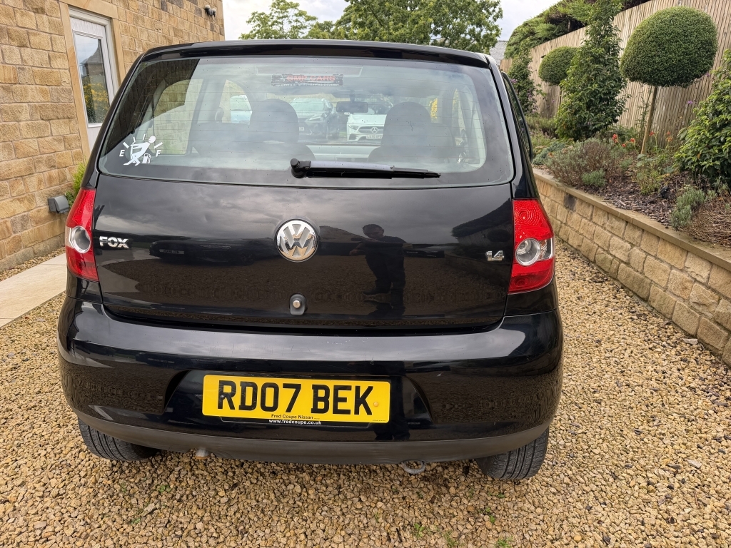 Volkswagen Fox 1.4 Urban 75 RD07BEK #3