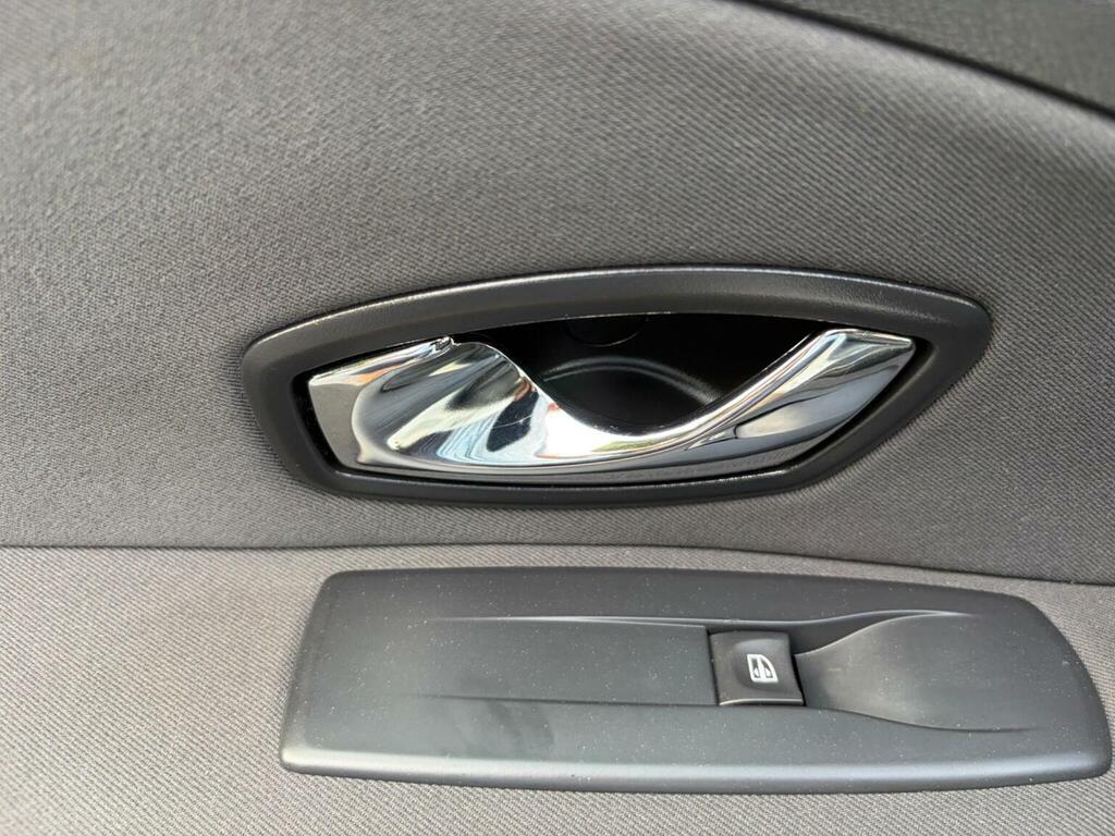 Renault Megane 1.6 Vvt Knight Edition Hatchback Silver #88