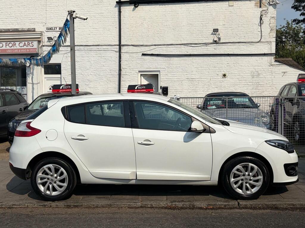 Renault Megane 1.6 Vvt Dynamique Tomtom Euro 5 White #2