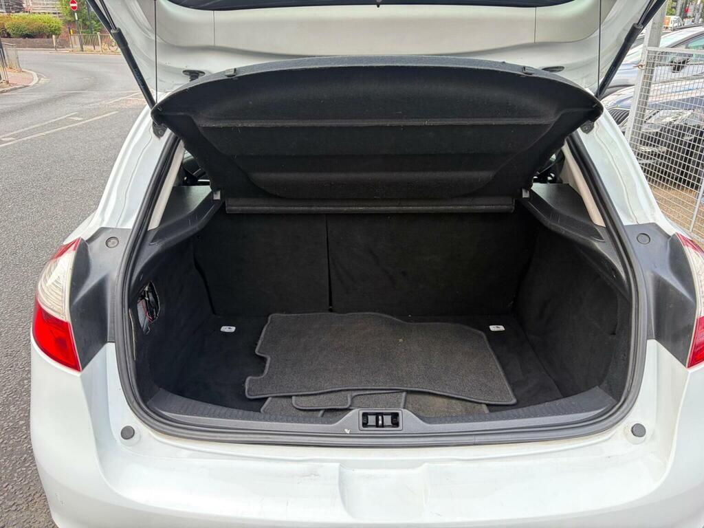 Renault Megane 1.6 Vvt Knight Edition Hatchback Silver #69