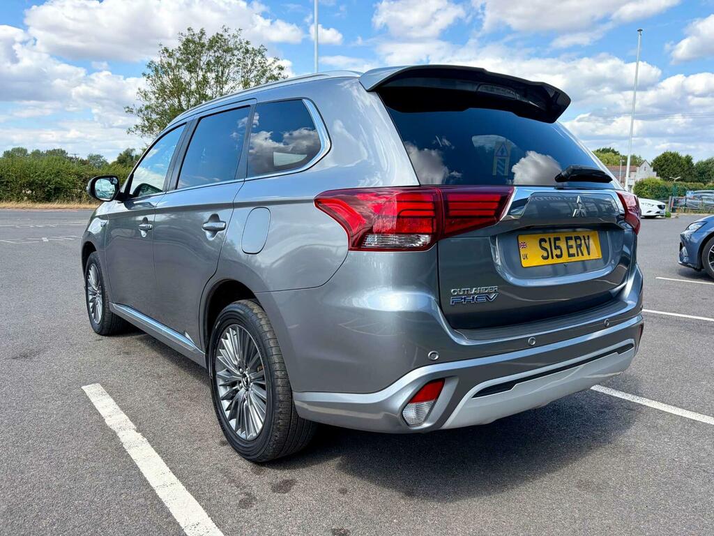 Mitsubishi Outlander 2.4H Twinmotor 13.8Kwh Exceed Safety Cvt 4Wd Euro Grey #6