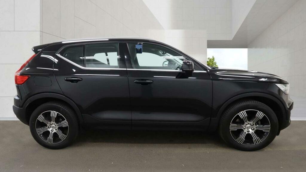 Volvo XC40 Inscription Black #5