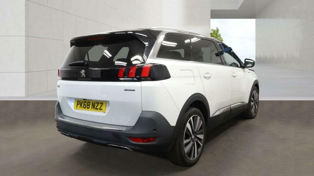 Peugeot 5008 Gt Line Premium White #3