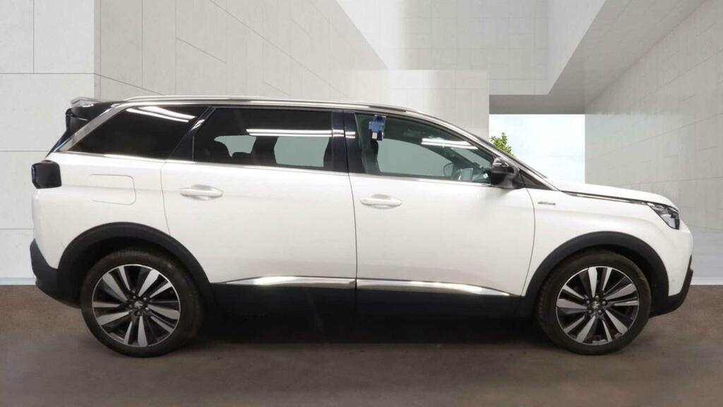 Peugeot 5008 Gt Line Premium White #4