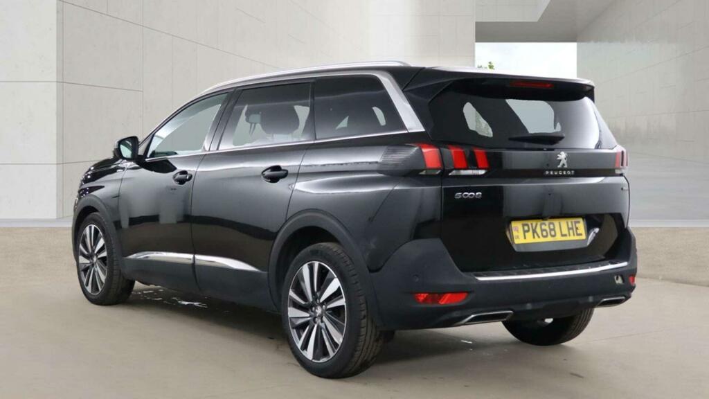 Peugeot 5008 Gt Line Premium Black #3