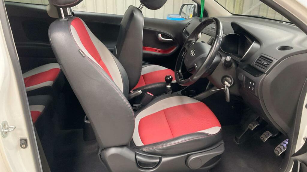 Kia Picanto 1 1.0 Hatchback - Reserve Online White #10