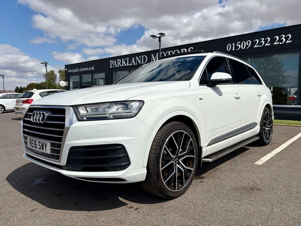 Audi Q7 S Line White #4