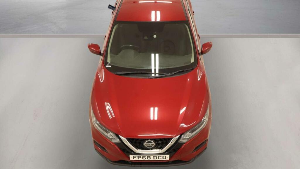 Nissan Qashqai Acenta Premium Red #6