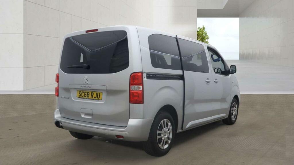 Peugeot Traveller Business Silver #4
