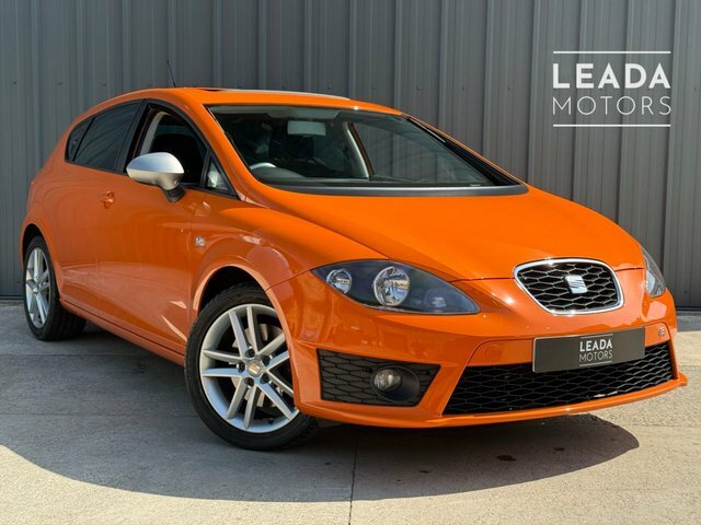 Seat Leon 2.0 Tsi Dsg Hatchback Orange