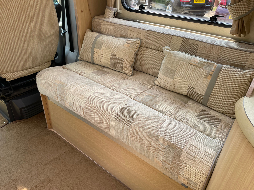 Fiat Ducato Chausson Welcome 85 Motorhome White #16