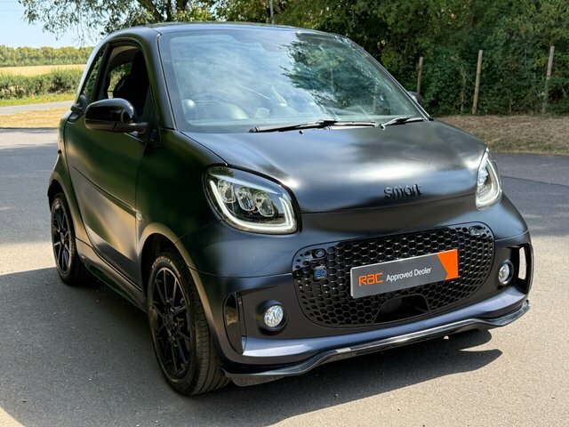 Smart Fortwo Coupe 17.6Kwh Passion Advanced 22Kw Charger White #9