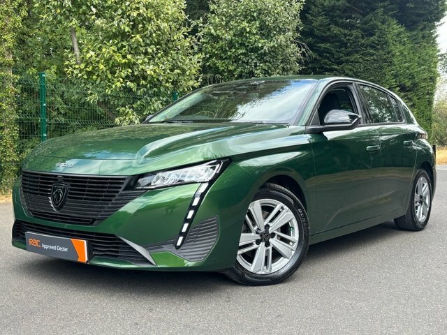 Peugeot 308 Puretech Active Premium Hatchback Green #3