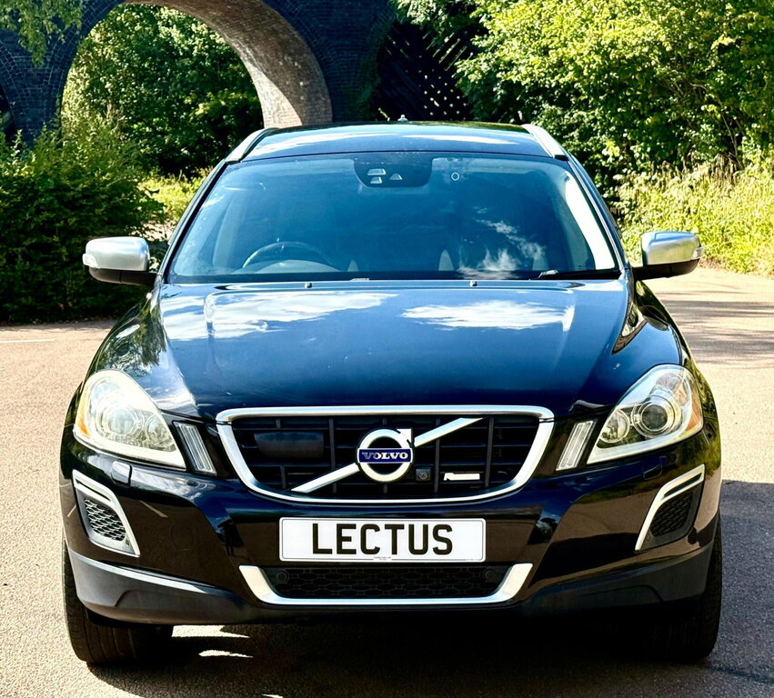 Volvo XC60 2.0 T5 R-design Powershift Euro 5 Black #4
