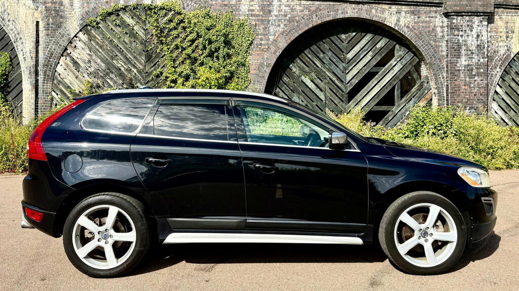 Volvo XC60 2.4 D5 R-design Nav Awd 212 Bhp Grey #10