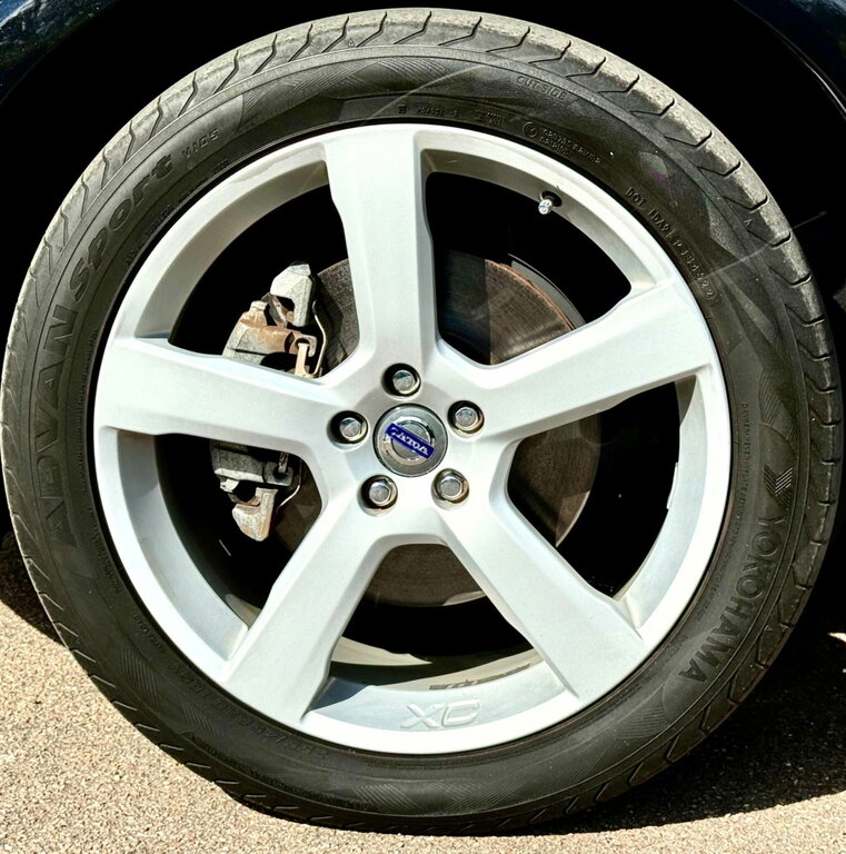 Volvo XC60 2.4 D5 R-design Nav Awd 212 Bhp Grey #16