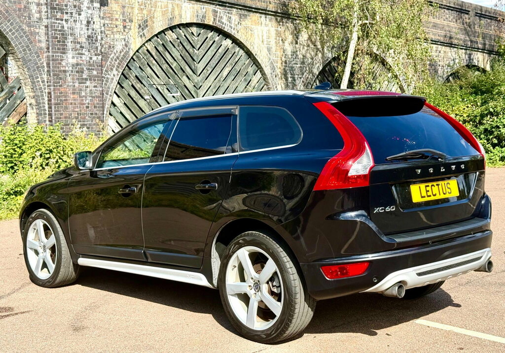 Volvo XC60 2.4 D5 R-design Nav Awd 212 Bhp Grey #7