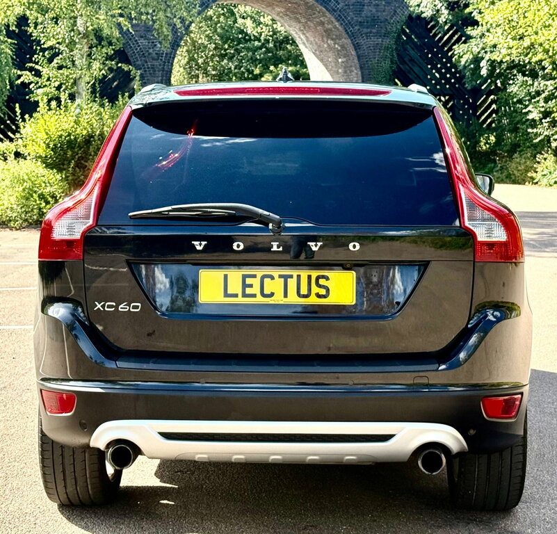 Volvo XC60 2.4 D5 R-design Nav Awd 212 Bhp Grey #8
