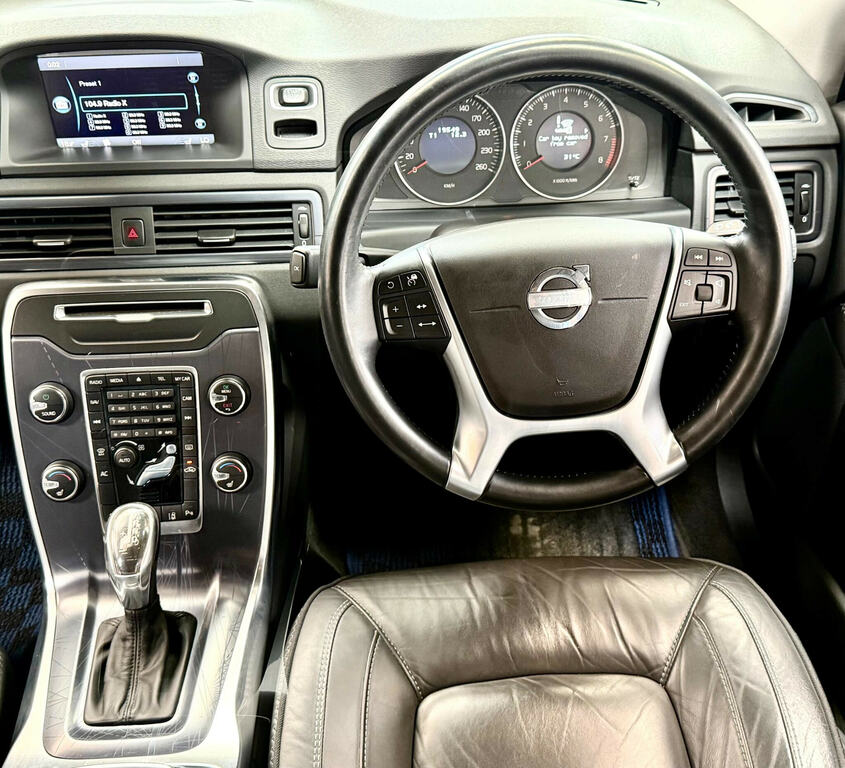 Volvo V70 2.0 D3 R-design Nav Geartronic Euro 5 Ss Silver #29