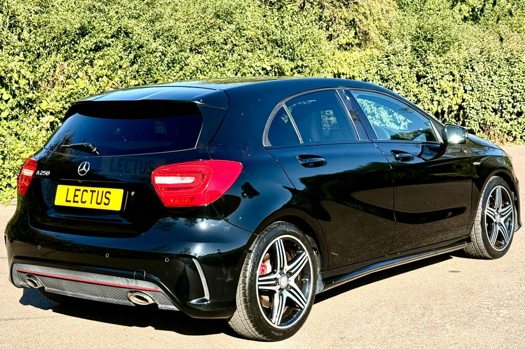 Mercedes-Benz A Class 2.1 Cdi Amg Sport 7G-dct Euro 6 Ss White #9