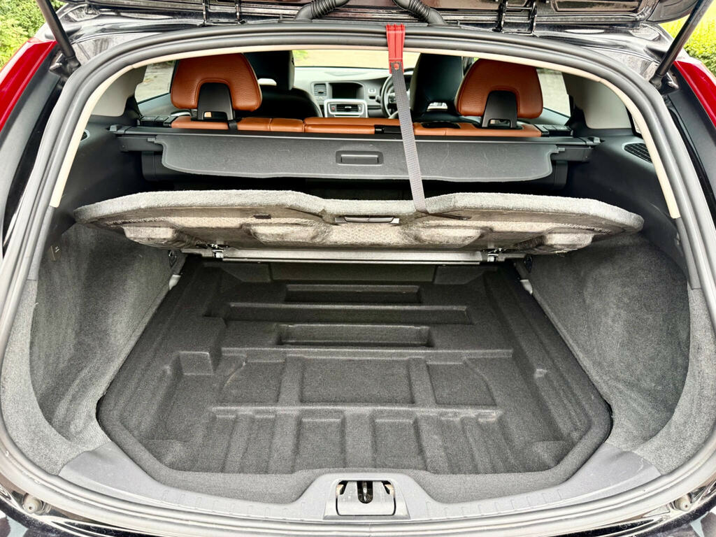 Volvo V60 2.4 D5 Se Lux Nav Estate Geartronic Eur Black #43