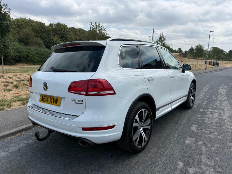 Volkswagen Touareg 3.0 Tdi V6 Bluemotion Tech R-line Tiptronic 4Wd Eu AE14XYN White #2