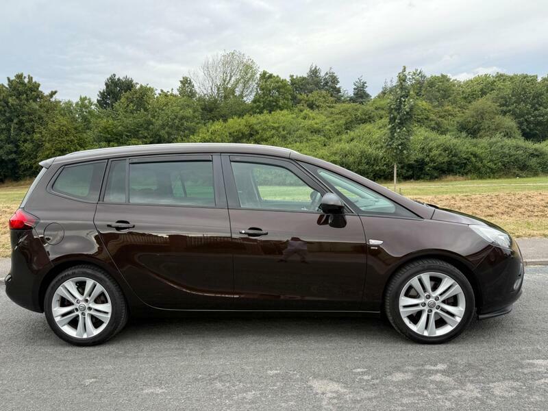 Vauxhall Zafira Tourer 2.0 Cdti Sri Euro 5 Brown