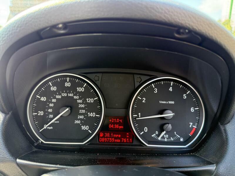 BMW 1 Series Hatchback 2.0 116D Se 2011 Black #22