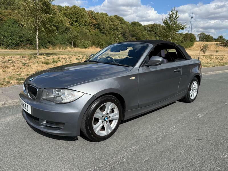 BMW 1 Series Hatchback 2.0 116D Se 2011 Black #7