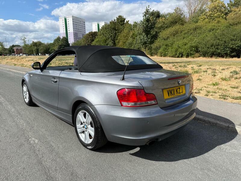 BMW 1 Series Hatchback 2.0 116D Se 2011 Black #9