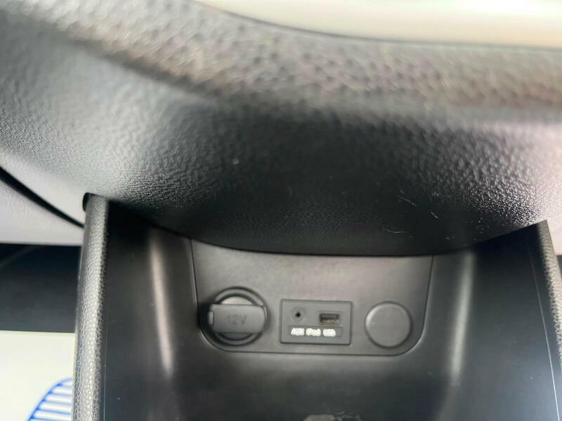 Kia Picanto 1.0 1 Air Hatchback 68 Bhp Red #13