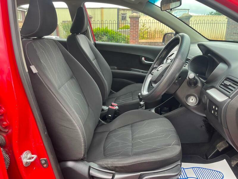 Kia Picanto 1.0 1 Air Hatchback 68 Bhp Red #9
