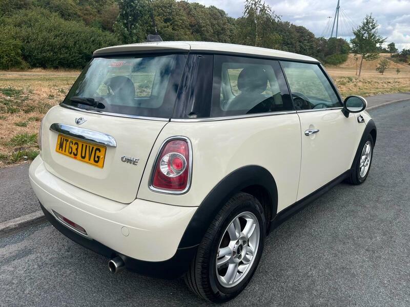 Mini Hatch 1.6 One Euro 5 White #2