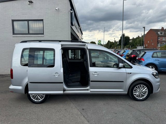 Volkswagen Caddy Maxi Life 2.0 Tdi Maxi Life Dsg Blue #19