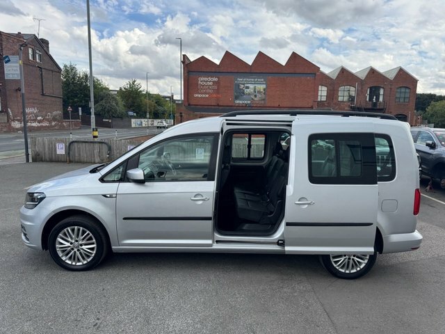 Volkswagen Caddy Maxi Life 2.0 Tdi Maxi Life Dsg Blue #18