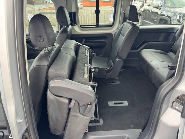 Volkswagen Caddy Maxi Life 2.0 Tdi Maxi Life Dsg Blue #28