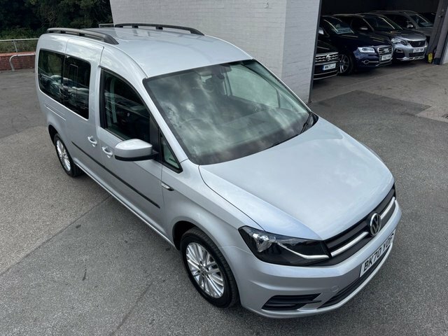 Volkswagen Caddy Maxi Life 2.0 Tdi Maxi Life Dsg Blue #9