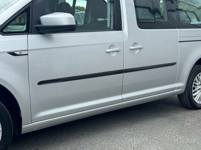 Volkswagen Caddy Maxi Life 2.0 Tdi Maxi Life Dsg Blue #11