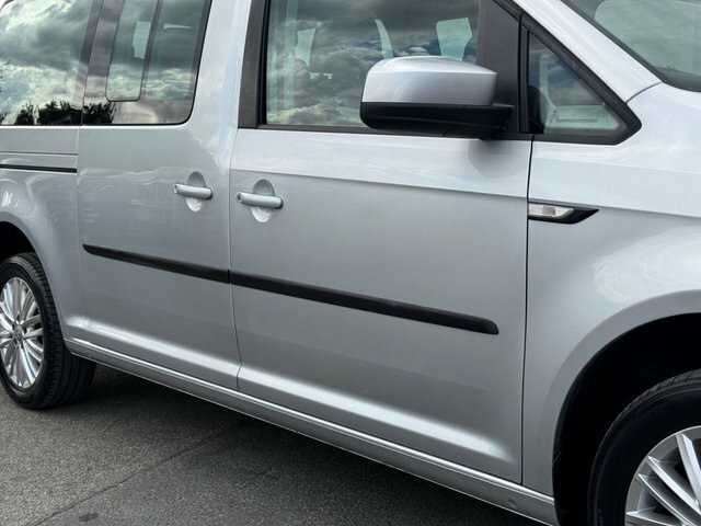 Volkswagen Caddy Maxi Life 2.0 Tdi Maxi Life Dsg Blue #10