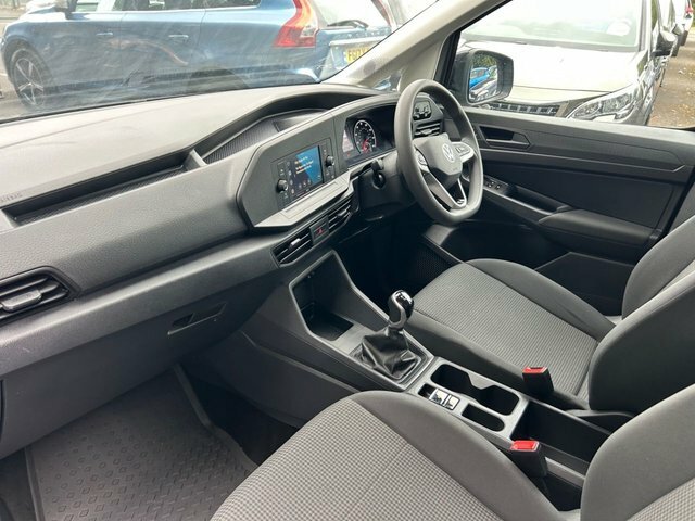 Volkswagen Caddy Maxi Volkswagen Caddy California Maxi 102 Ps 2.0 Tdi 6S Silver #18