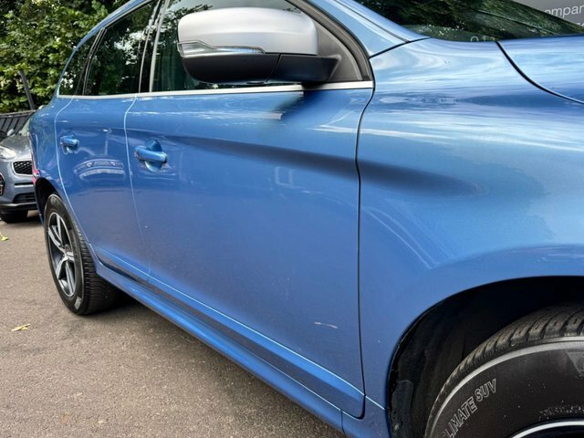 Volvo XC60 Suv Blue #2