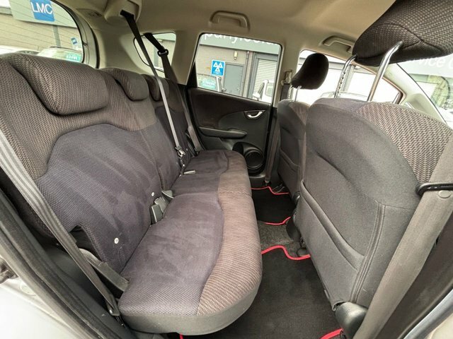 Honda Jazz 2014 1.4 I-vtec Es Plus Cvt Euro 5 Red #38