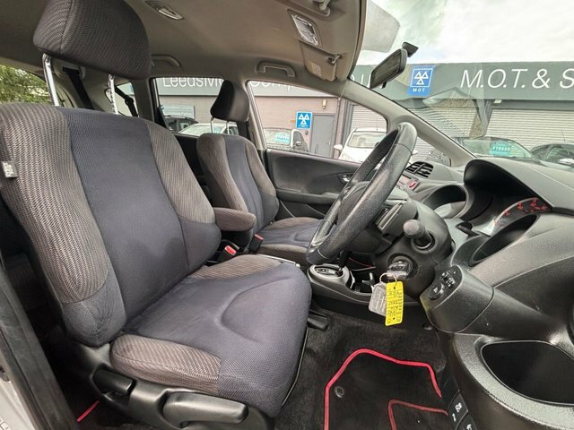 Honda Jazz 2014 1.4 I-vtec Es Plus Cvt Euro 5 Red #39