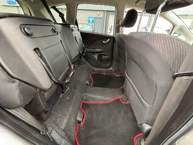 Honda Jazz 2014 1.4 I-vtec Es Plus Cvt Euro 5 Red #36